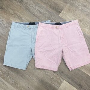 Saks Fifth Avenue 2 Pairs of Men’s Chino Zip Fly Shorts Pink & Blue Size 34
